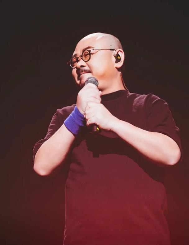 刀郎北京演唱会,四场到底挣了多少钱?五一姐和32郎笑了。