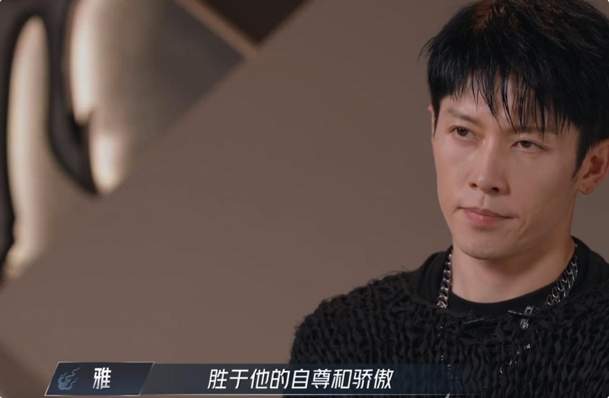 《披哥4》首个争议哥哥,自以为是被网友炮轰,耍小脾气堪称巨婴