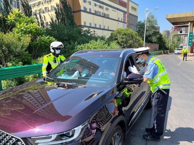严查这一违法，10辆车有9辆中招！交警：这一交规被很多人忽略了