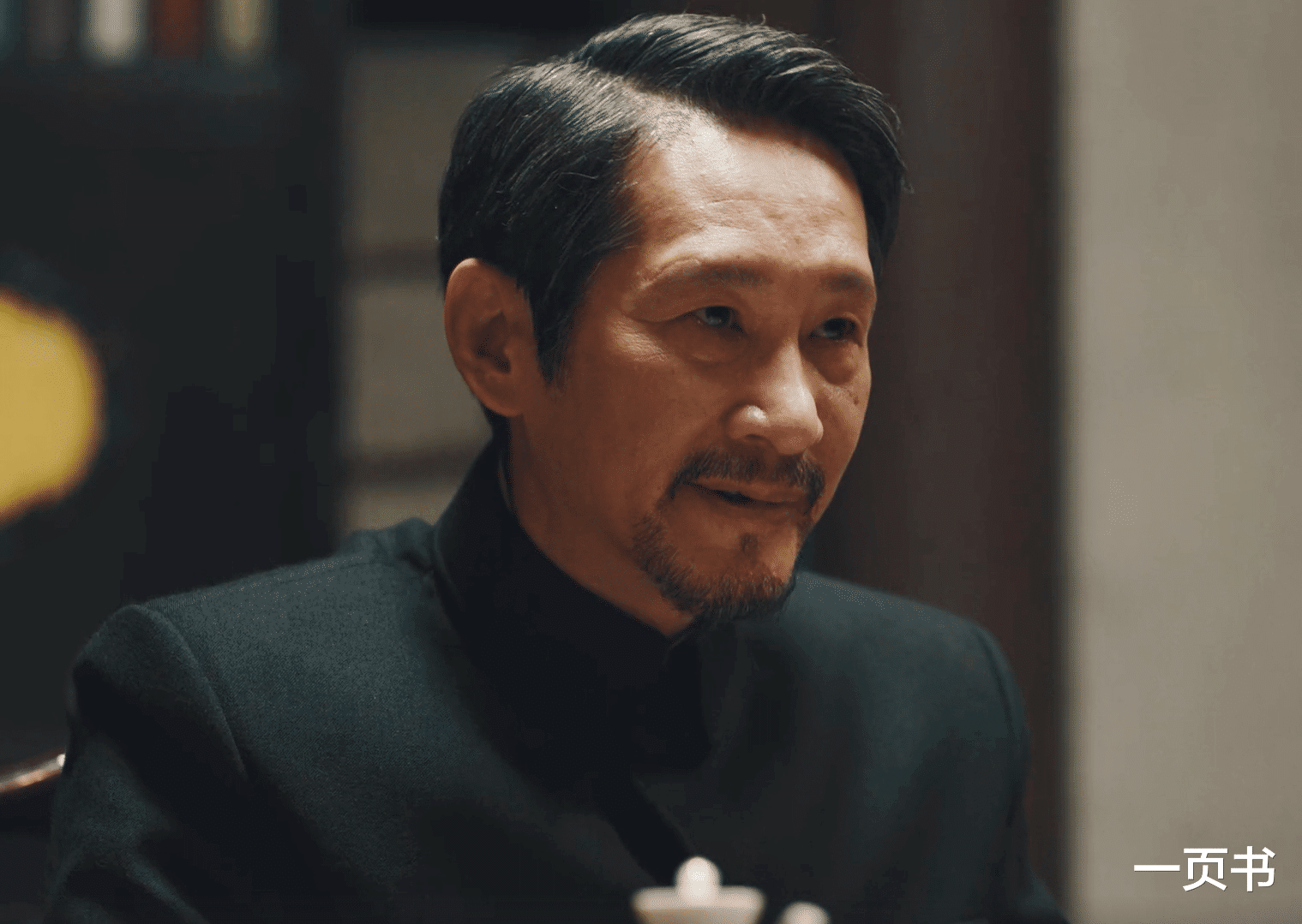 《暗夜与黎明》大反转：老陈暴露，郑兰亭没想到，他暴露自己身份