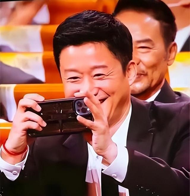 这一次,“宠妻人设”崩塌、“伪爱国”的吴京,已走上另一条道路