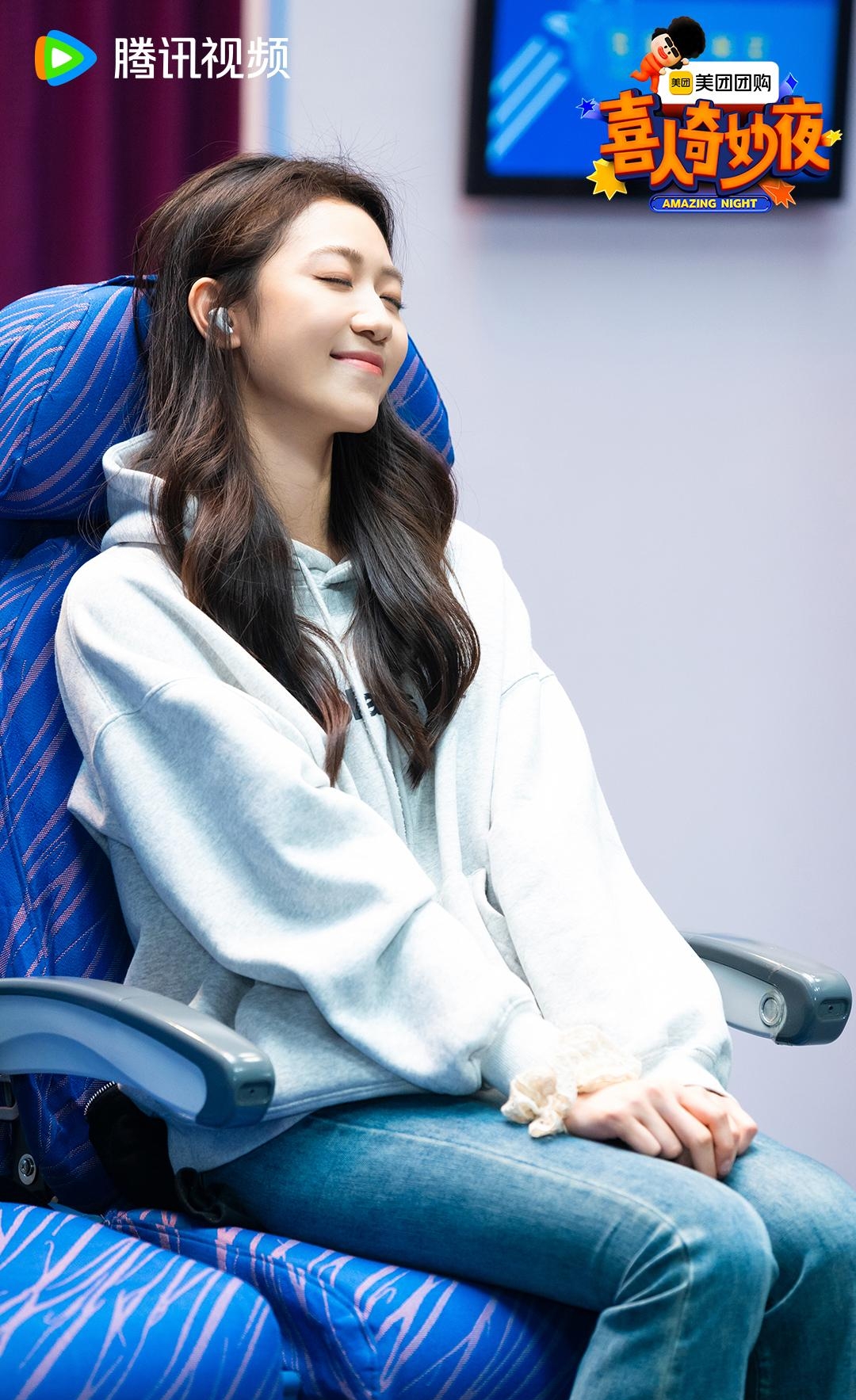 《喜人奇妙夜》第十期：作品不重要，但要硬捧这 4人，看出来没？