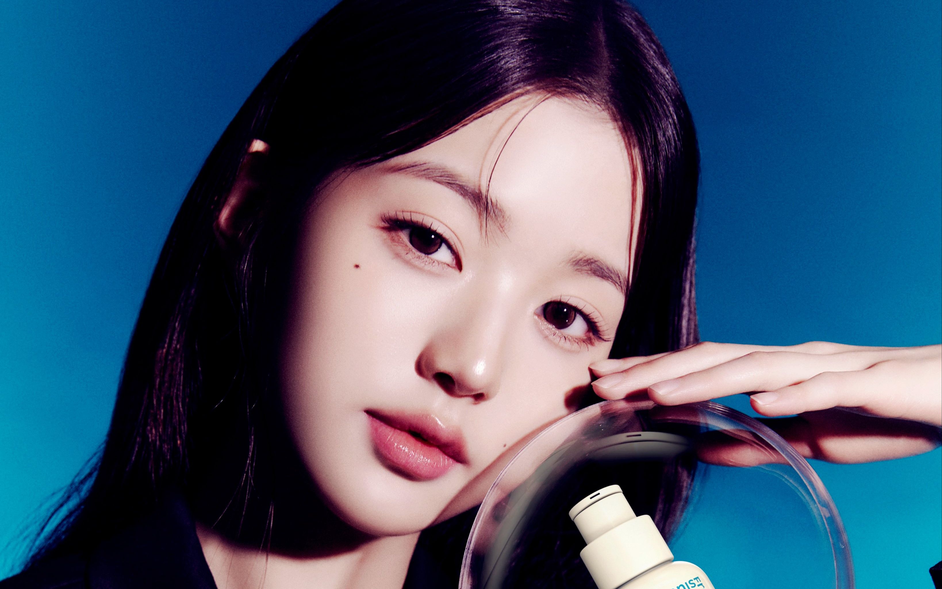 韩星张元英言论引争议,称凤凰发簪是韩国的,还被扒出是中国国籍