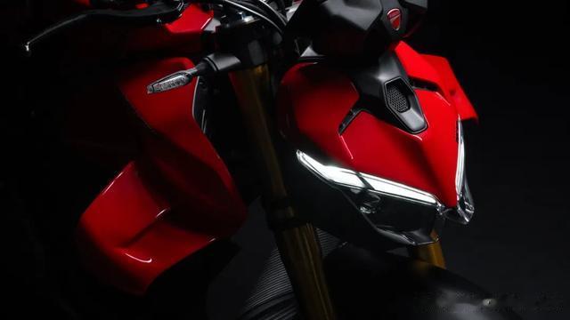 街车之王？红色魔鬼杜卡迪新款街霸登场！