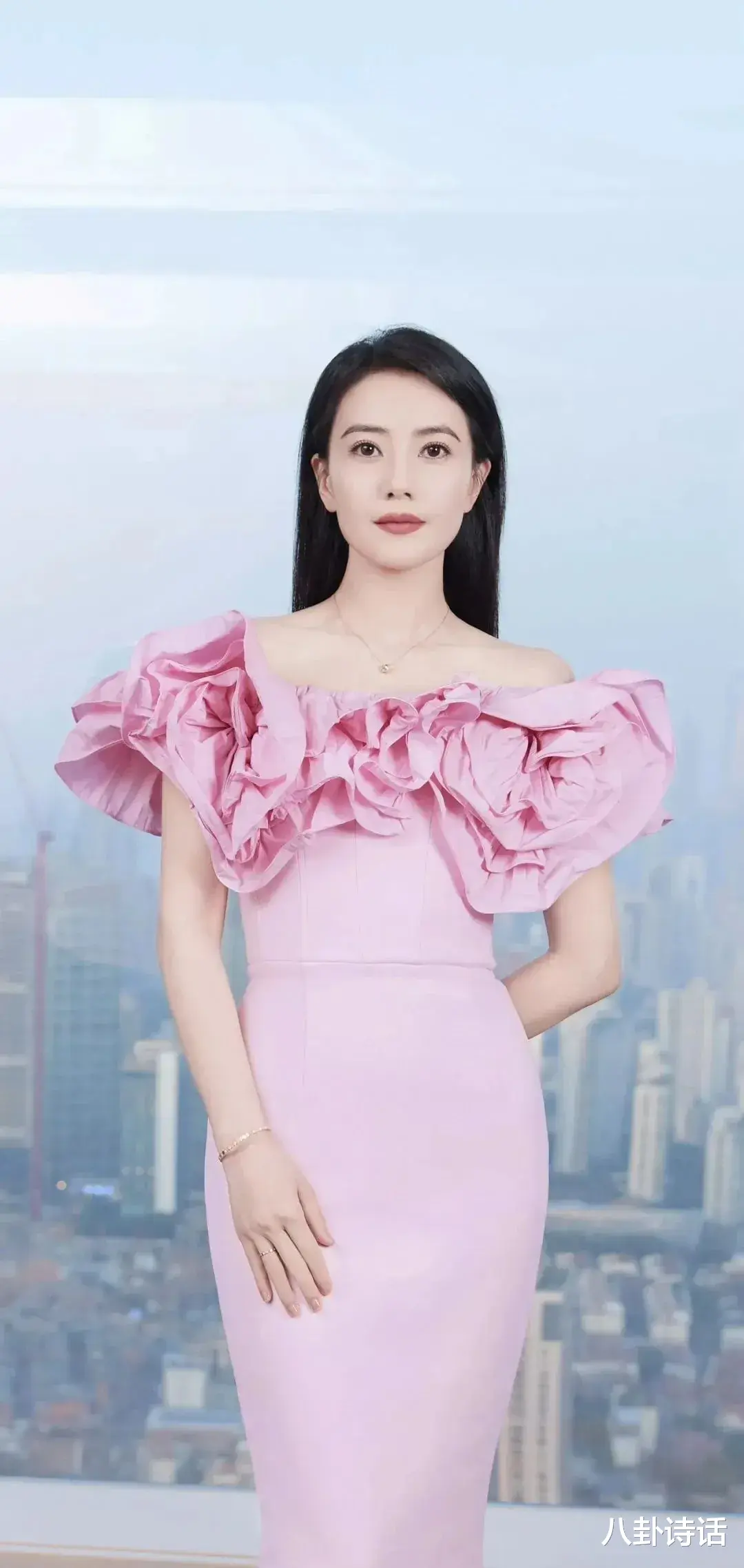 国民女神高圆圆魅力全开,倾城之恋美到窒息