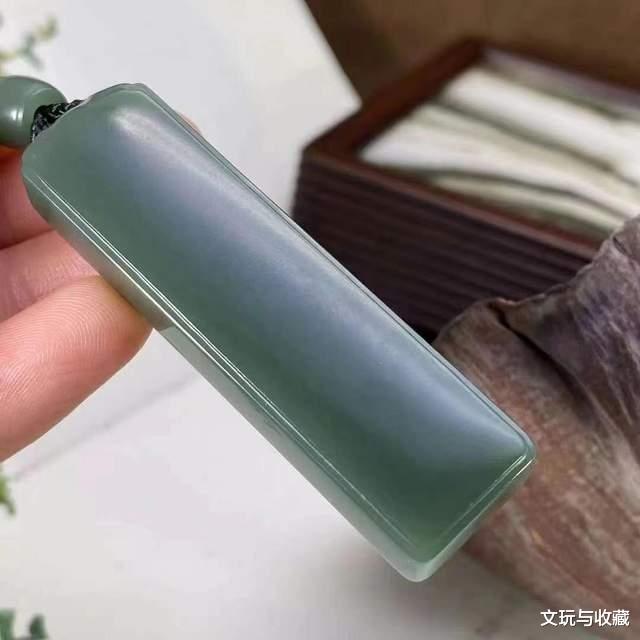 河磨玉，颜色不亚于碧玉的品种，却愣是被人冷落了