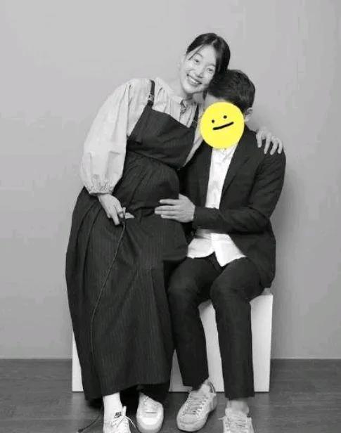 她是韩国极具魅力女演员,23岁逃离李东健,25岁嫁给检察官。