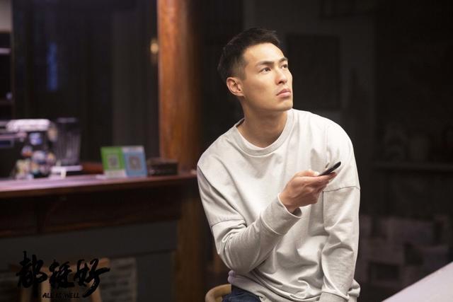 长相磕碜却演“绝世美男”,丑不自知的5位男星,究竟哪来的自信