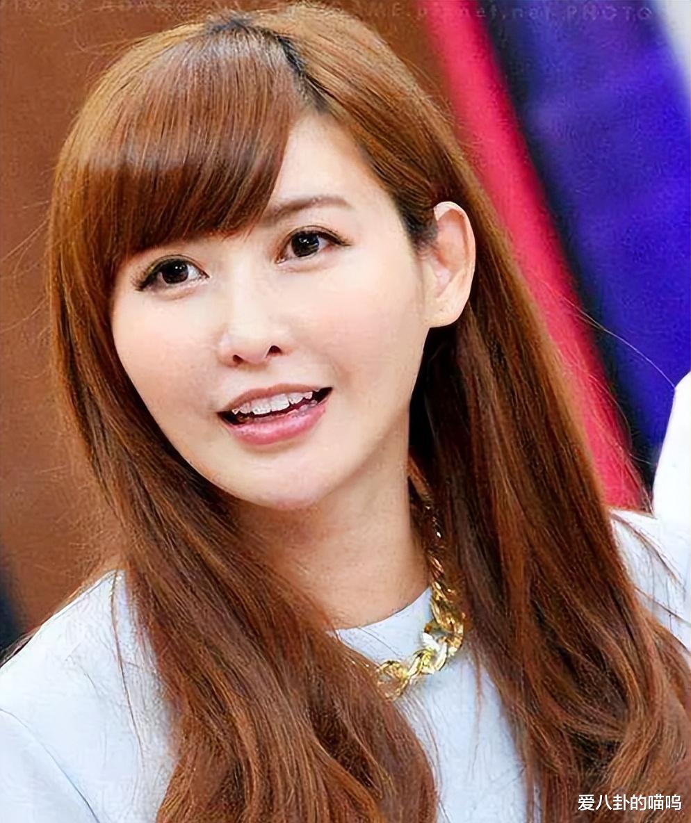 “蝴蝶姐姐”恺乐怀孕啦,就是与罗志祥乱搞那个,竟还有人敢娶她