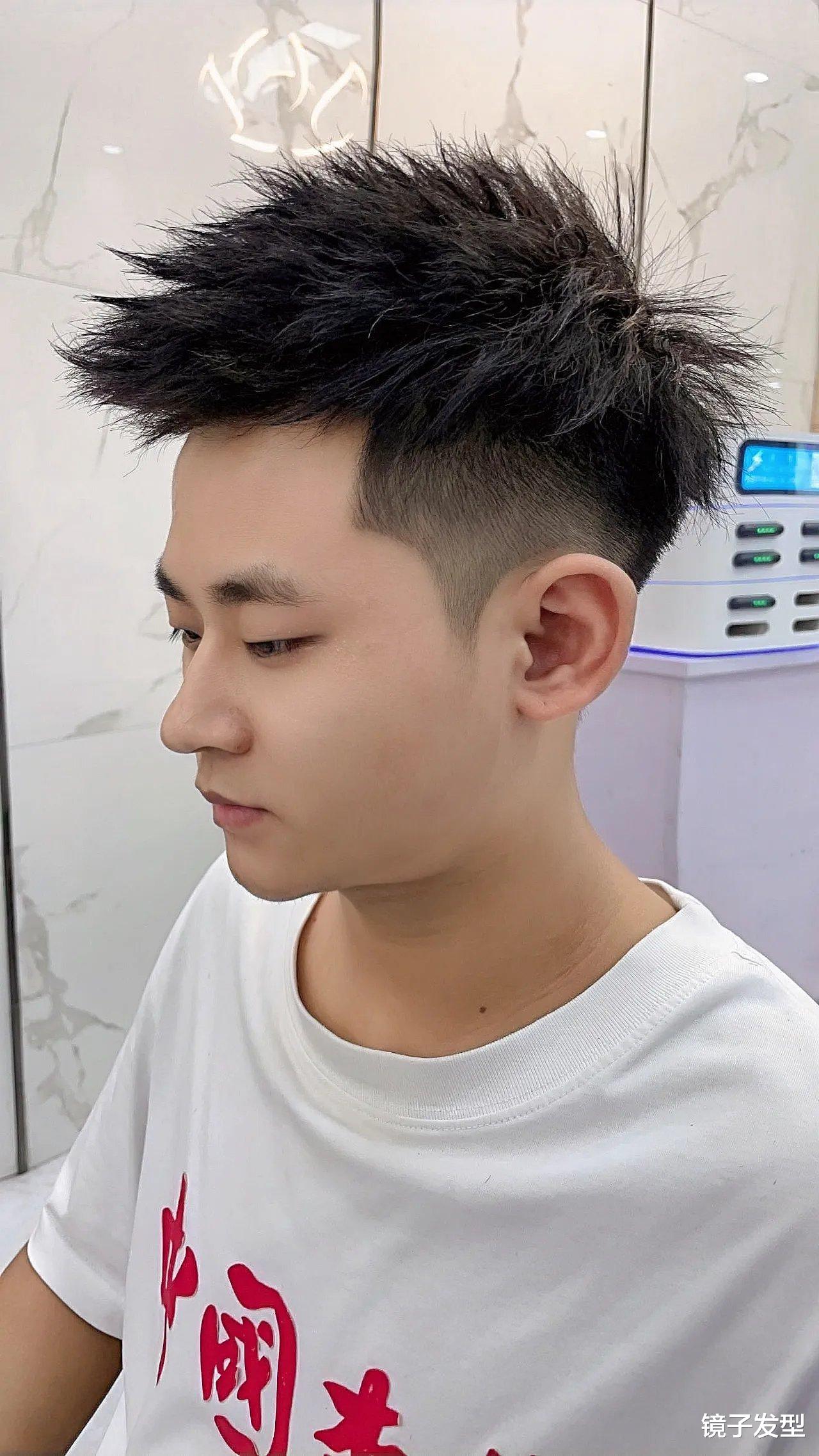 立体时尚很有型，18到38的男士都适合——最潮男发推荐