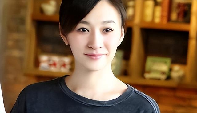 李小冉：被富商折磨4年，2次流产，没想到男闺蜜砸下5亿接盘成功