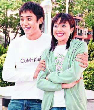 她2年逼走原配，上位后又败给现实，如今46岁风韵犹存却饱受争议