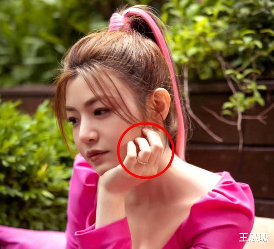 陈晓陈妍希事件再升级,婚姻关系大有内幕,孩子生父身份不详?