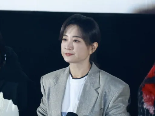 百花奖这一夜,贾玲输的一败涂地