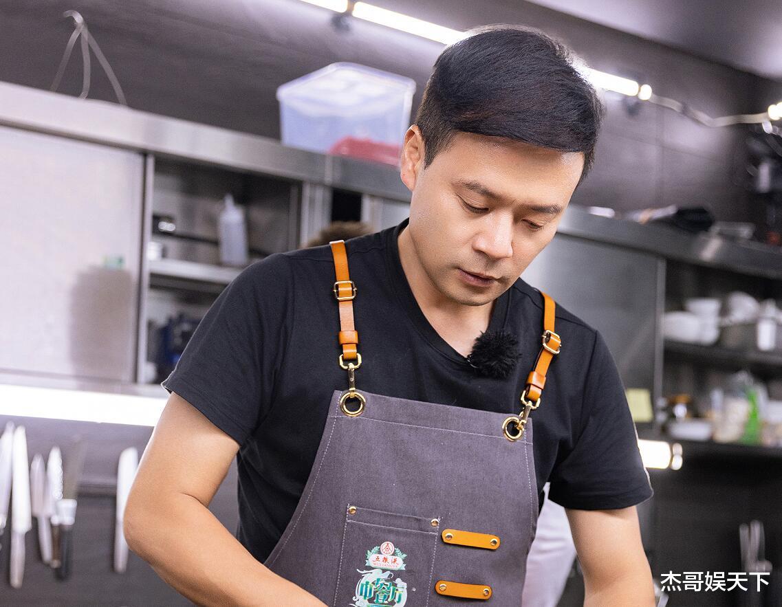 要不是黄晓明太过注重社交礼仪，观众怕是要被《中餐厅》骗惨了