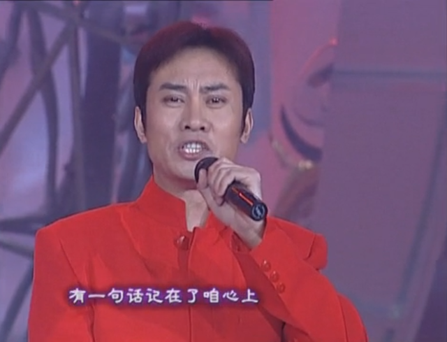 宁愿“丑得出奇”也不接受自然衰老，这5位男星已经“面目全非”