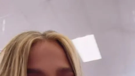 科勒·卡戴珊出席活动，粉丝直呼“她看起来像卡通人物”