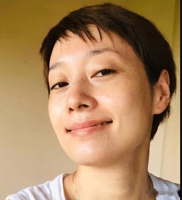 刘涛：我卸妆了，高圆圆：我也卸妆了，景甜：你们逗我玩呢？