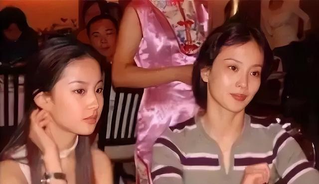 刘亦菲05年和干爹聚餐视频曝光,看完他们的对话,才知绯闻多离谱