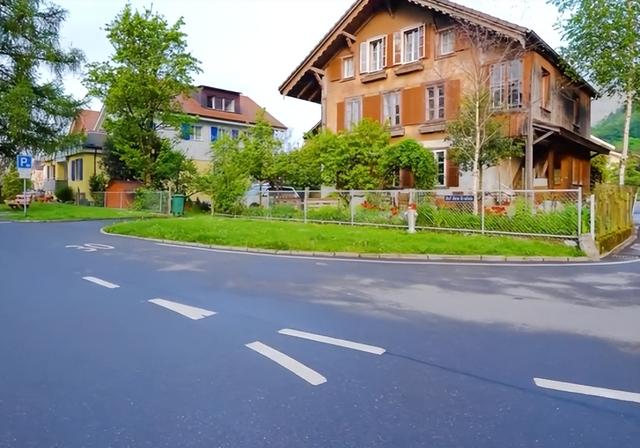 “全网公敌”许可馨,回国后叫嚣无人敢动她,如今去藤校读博