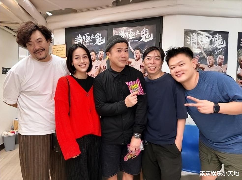 黄心颖结婚一年，放弃复出帮老公谋事业，甘愿做家庭“煮妇”