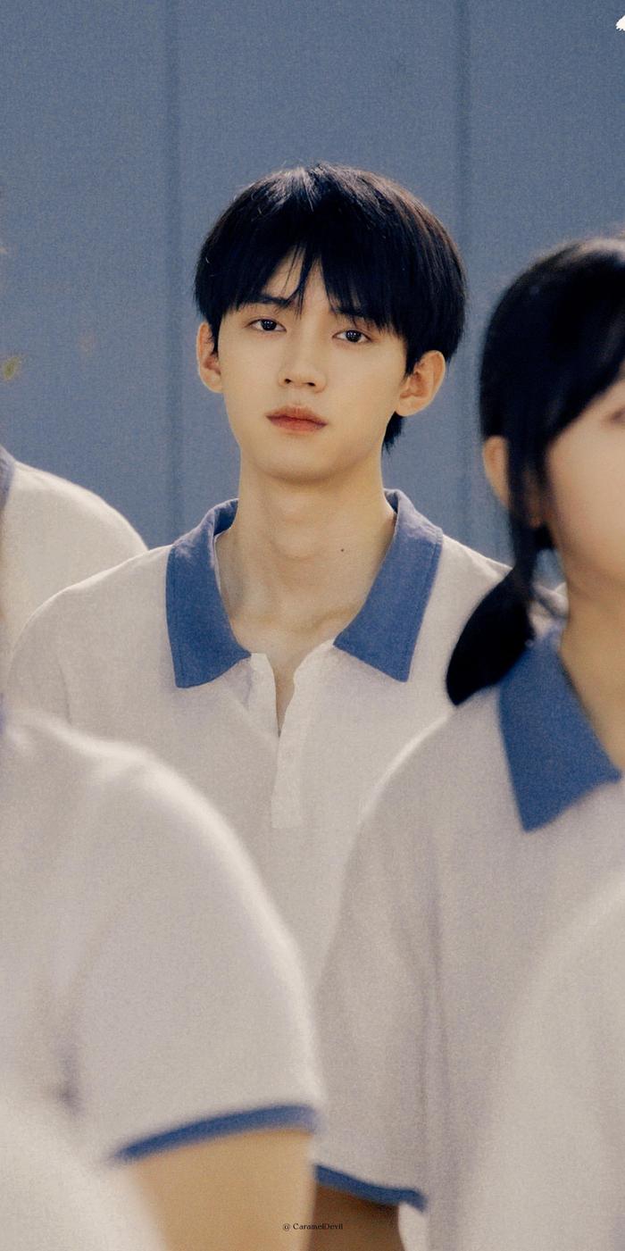 难怪贾乃亮不拍戏去带货了,旗下公司10员猛将,个个都当红能养家