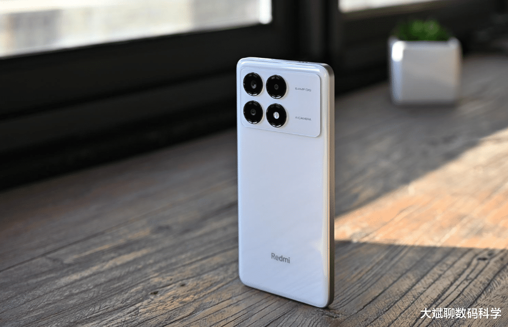 花小钱也能买到好手机,推荐5款千元机,续航好性能强