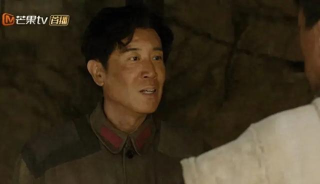 靳东蓬头垢面演习仲勋，于和伟变“糙汉”！真实红军形象令人惊讶