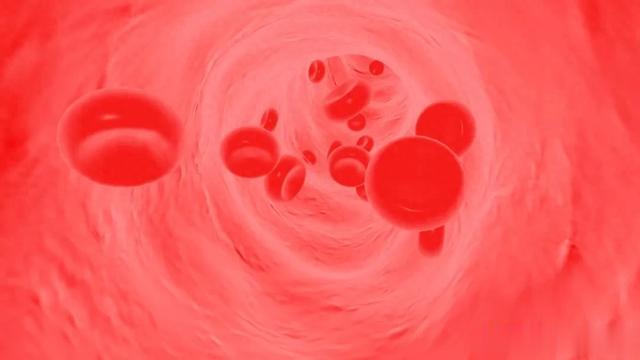 血管堵塞的人,脸上腿上可能会有这8种表现,要提高警惕