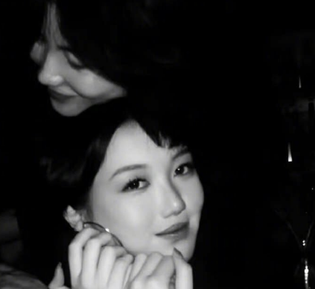 李亚鹏:我那“抽烟喝酒打麻将”的前妻王菲,竟是世上顶好的妈妈