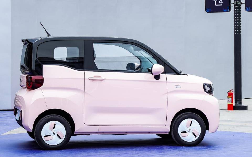 ?奇瑞“放大招”！QQ冰淇淋仅售1.69万，还要啥宏光MINI EV?
