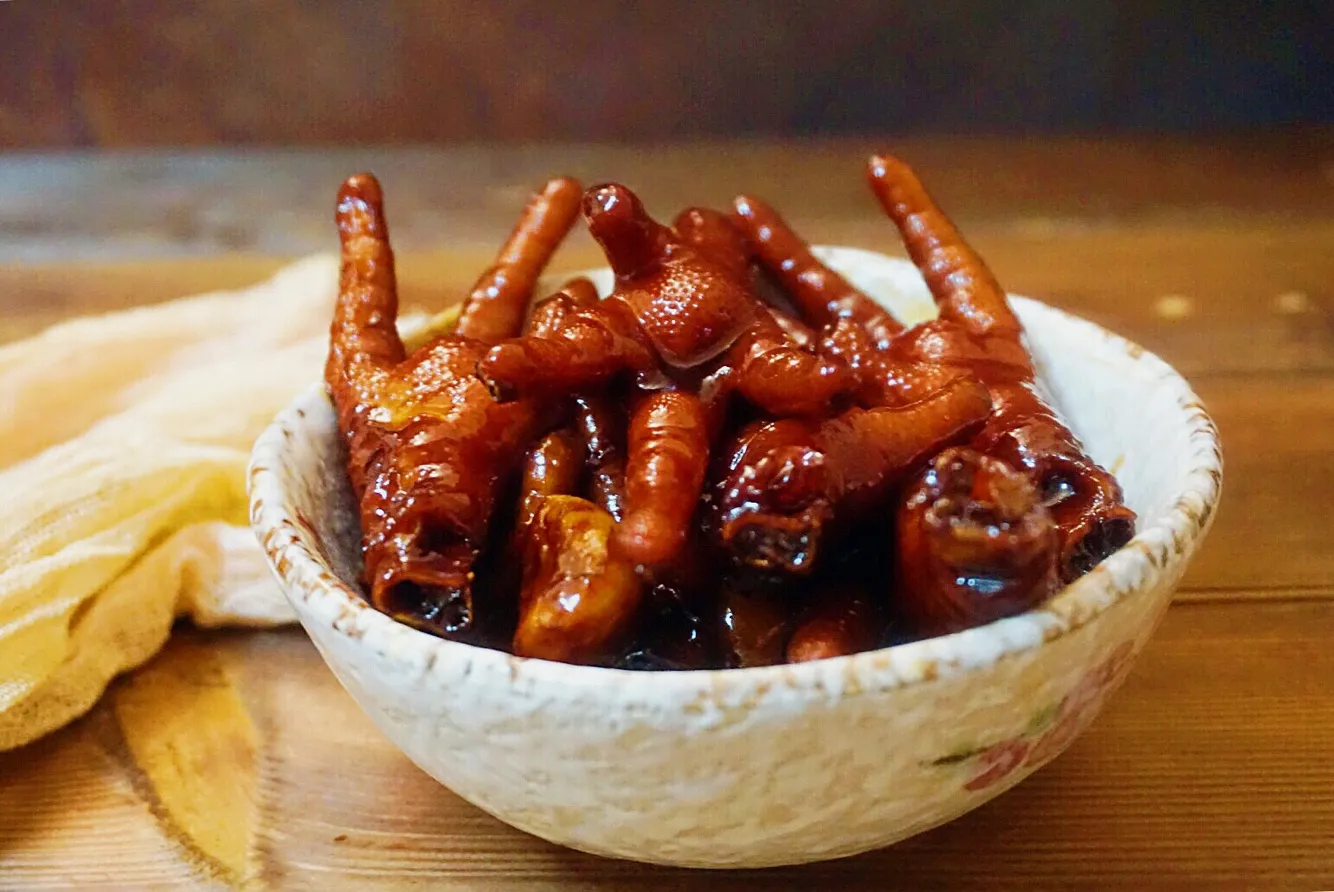 红烧鸡爪：美味的胶原蛋白盛宴