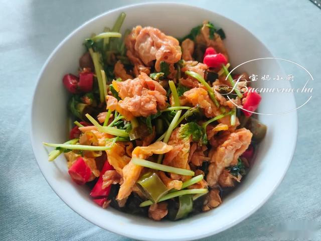 我家早餐火了,半小时上桌4样,网友:看馋了,这才是生活