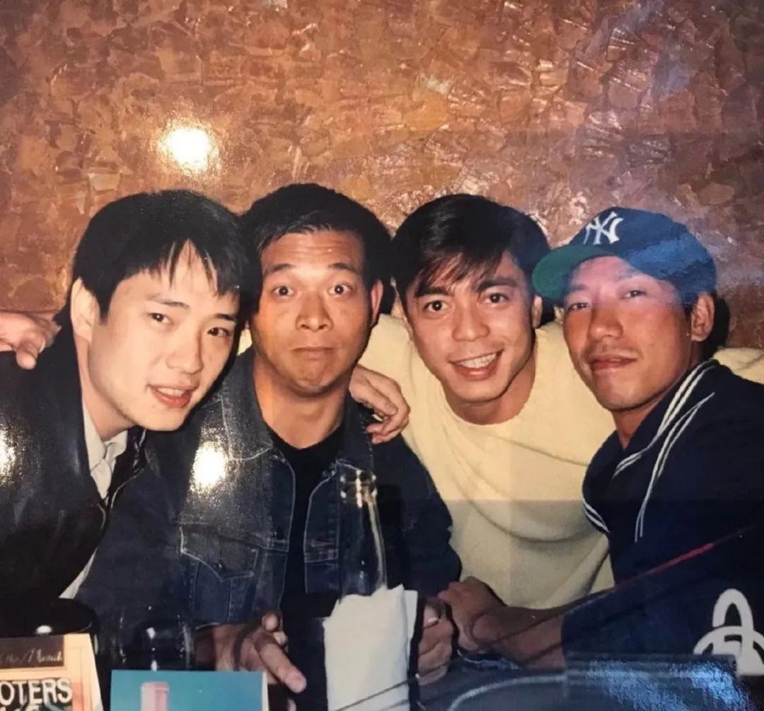 55岁TVB「绿叶王」拒靠亲戚邵逸夫，北上娶单亲富婆打造饮食王国