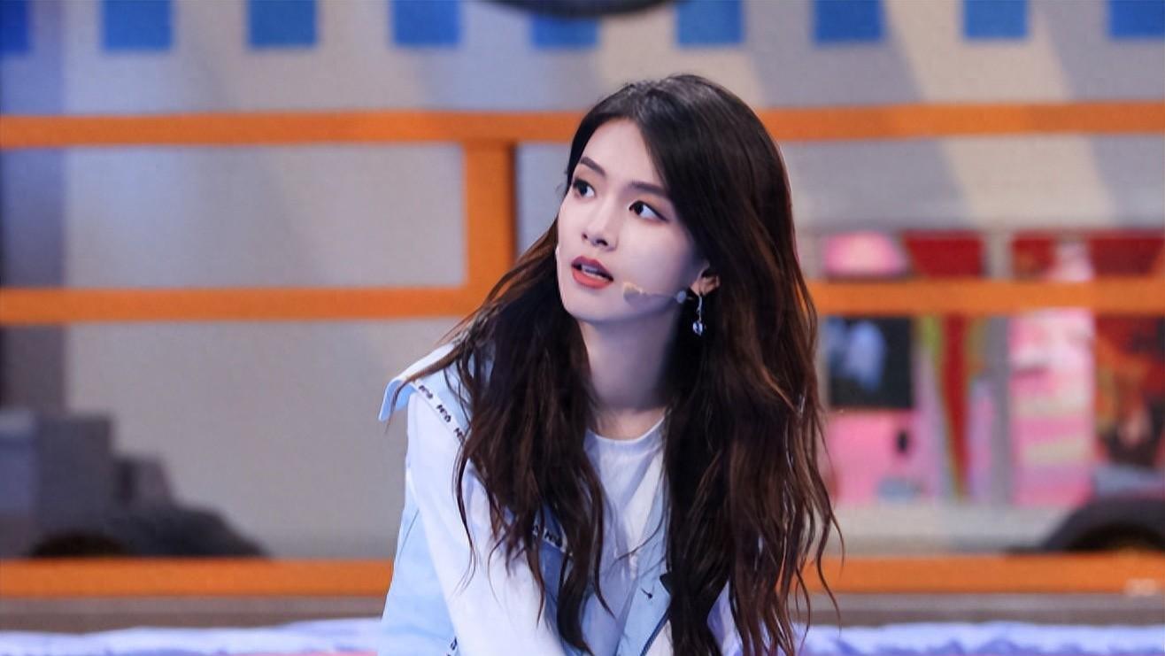 初入职场·机长季|《乘风2024》陈昊宇获“冠军”理由找到了，节目组早就做好铺垫