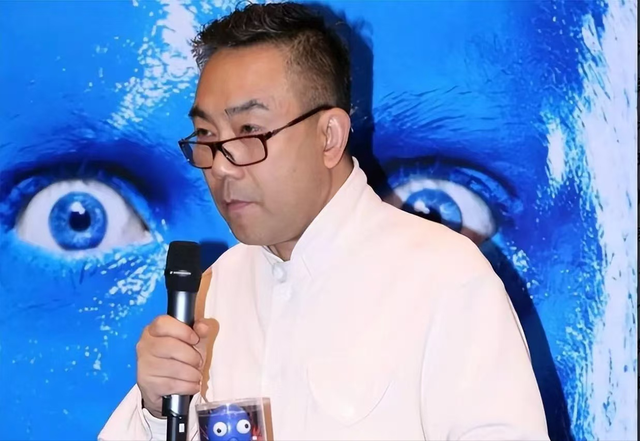 正妻小三同吃住,连私生子都带回家?杨议的体面这次真要全败光了