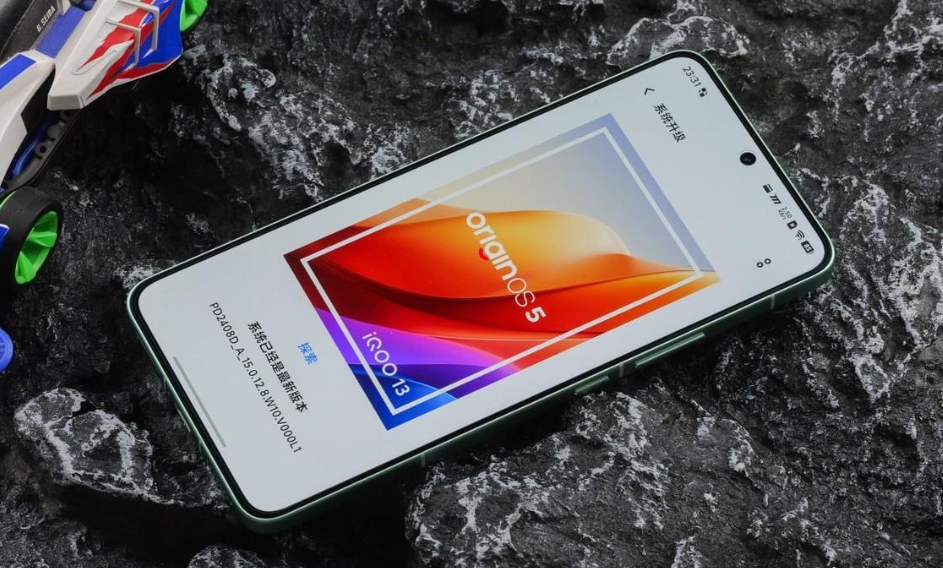 三千档性价比最高的手机，搭载骁龙8至尊版，超声波指纹+超大电池