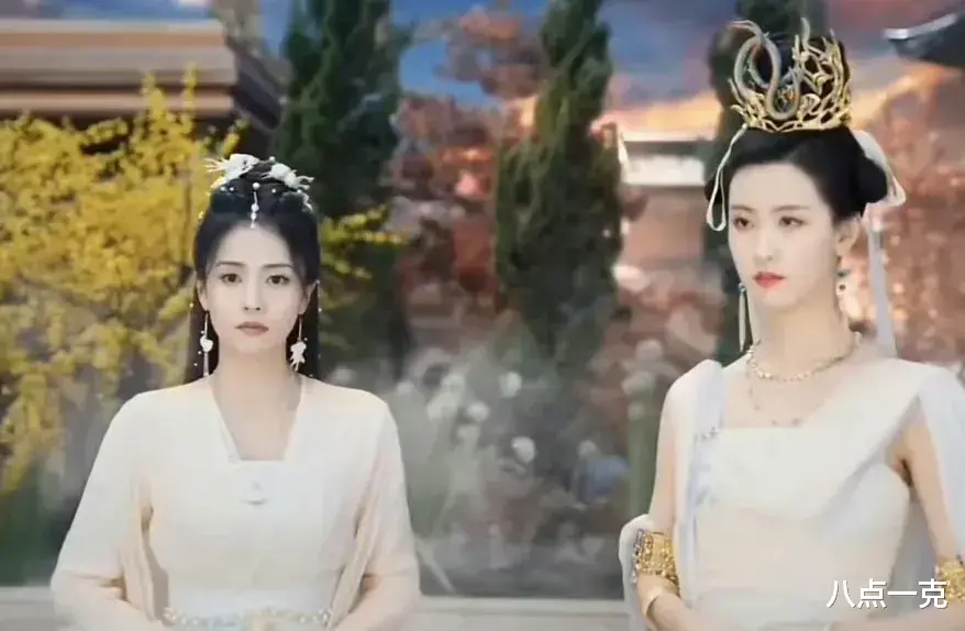 白鹿美人鱼惹群嘲!土里土气毫无美感,新剧杀青照被指抄袭苍兰诀