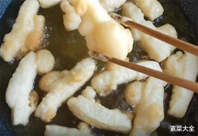 油条新吃法,不用发酵,不用面粉,蓬松酥脆,做法超简单