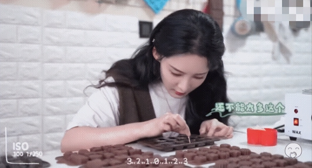 娱乐圈的“假戏真做”,祸害了多少明星?哪怕是男性都没有逃过