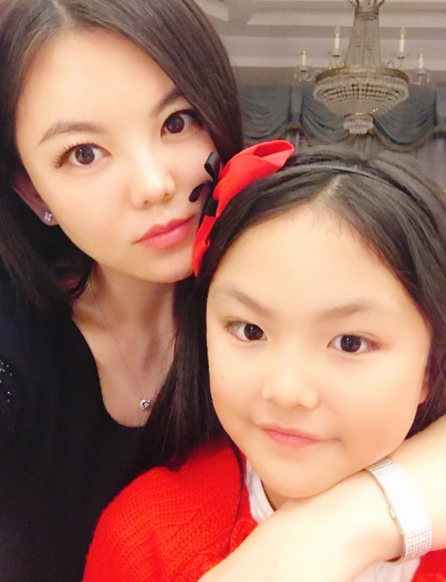 3年后李湘原形毕露,才明白王岳伦坚持离婚,是多么正确的选择