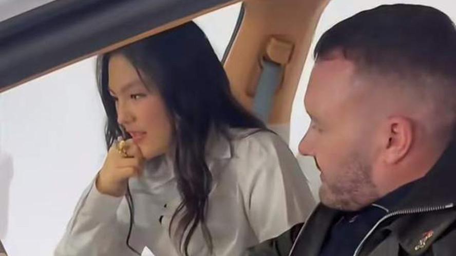 王诗龄在国外喜提豪车了！李湘负责刷卡买单，全球只有700台！