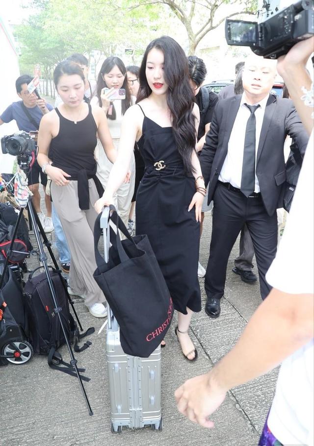 2024港姐首轮面试!土味村花跟真女神混战,前5强可以锁定了?