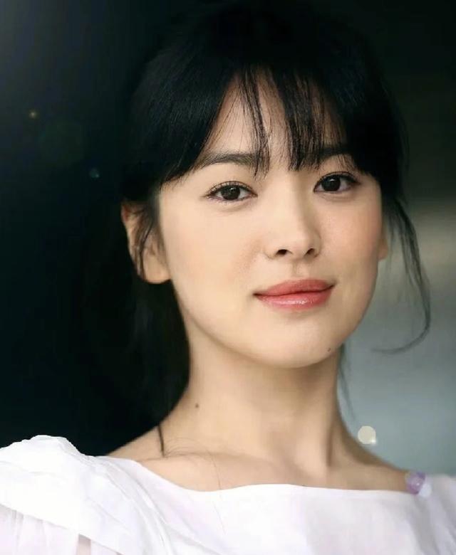 都说鹅蛋脸显圆润其实最富贵 这4位鹅蛋脸女星真的个顶个的貌美