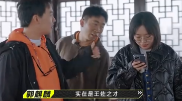 王一博不会写字，迪丽热巴不会算数，娱乐圈“文盲”现象令人心寒