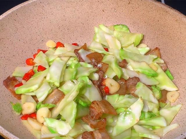 春天这菜要多吃,一降火,二通便,三护眼,四强免疫,营养又美味