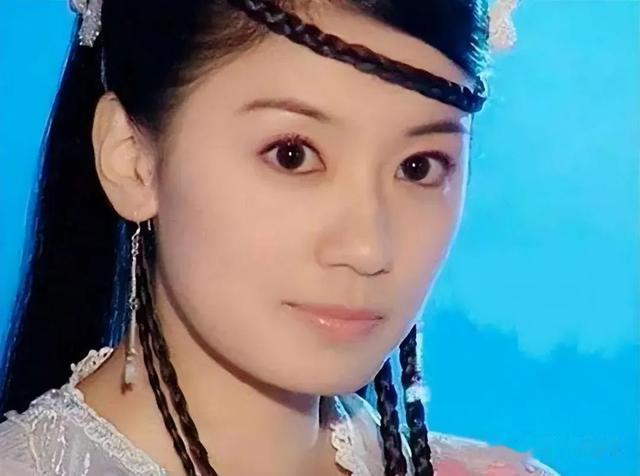 46岁女演员去世！死在床上3天被发现，生前遭父虐待被丈夫抛弃