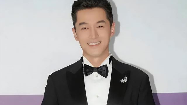 胡歌人设崩了！早期“毁三观”言论被扒，大量粉丝喊话退圈