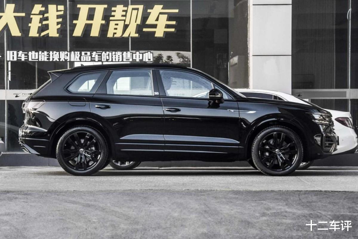 最惨德系“大坦克”，3.0T V6有340匹马力，却因外观低调无人买！