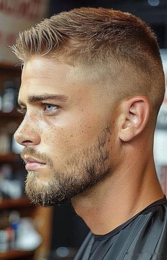 男发剪来剪去,还是两侧铲短最帅气,你剪对了吗